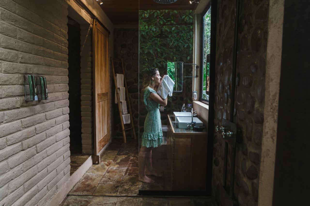 Hamadryade Lodge Puerto Misahuallí المظهر الخارجي الصورة