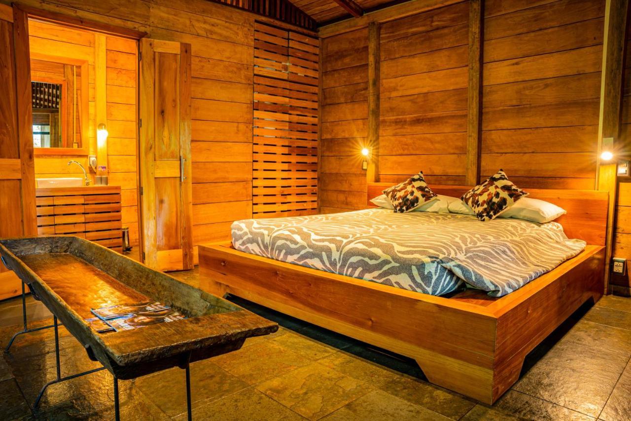 Hamadryade Lodge Puerto Misahuallí المظهر الخارجي الصورة